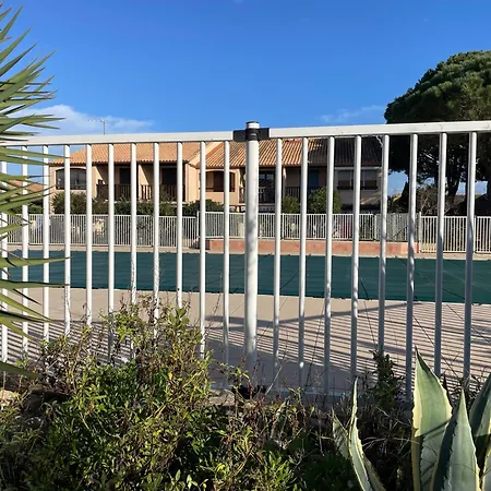 Maison Avec Piscine Clim Parking Holiday home *